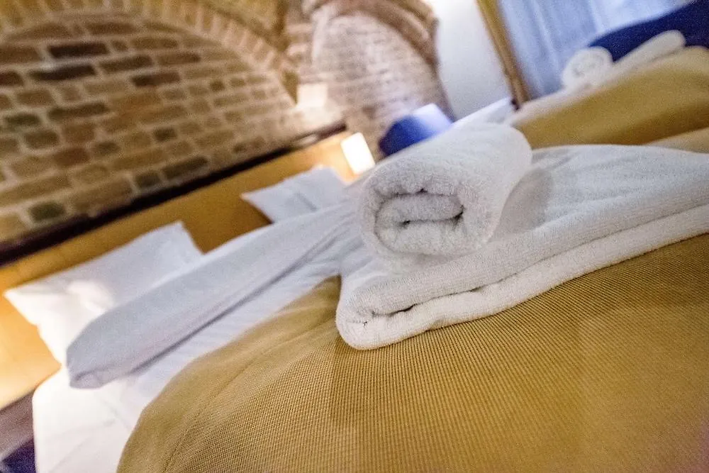 Palazzo Rosso Old Town Hotel Poznan 3*,